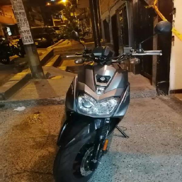 Se vende yamaha como nueva