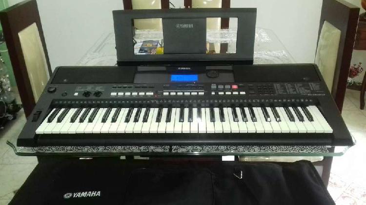 Vendo teclado Yamaha PSR-E433
