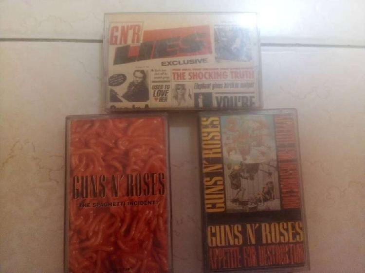 CASSETTES GUNS AND ROSES X3
