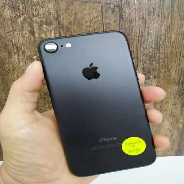 Hermosos iPhone 7 de 32 gb en colores Oro Rosa, negro mate y
