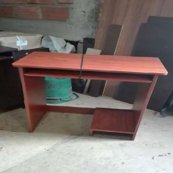 Mesa para computador