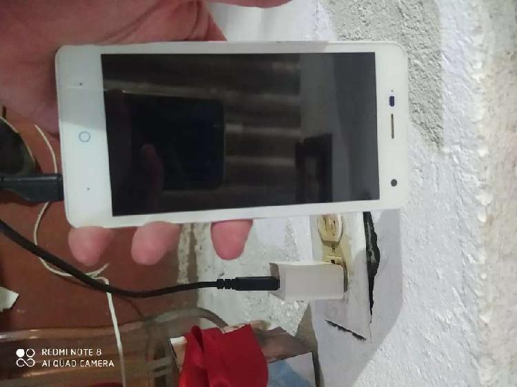 Se vende celular zte