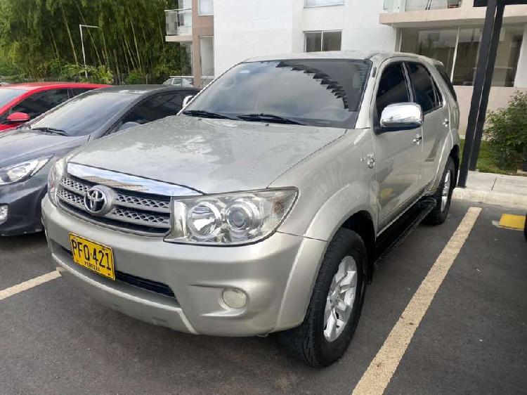 Toyota Fortuner 2010 4x2 Automatica