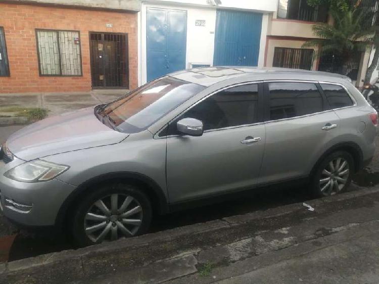 Vendo campero mazda x9 CAV negociable o lo permuto x carro o