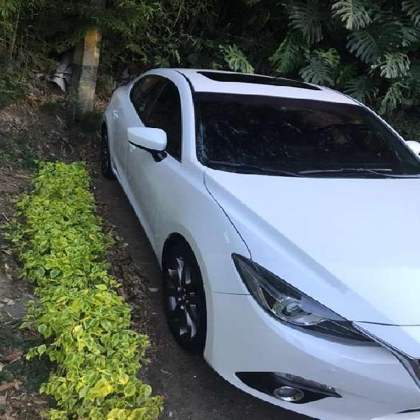 Mazda 3 version full