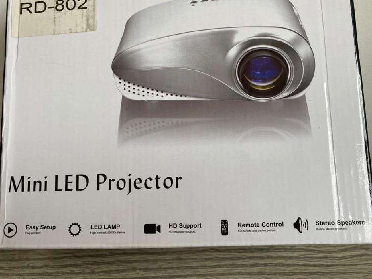 Mini proyector LED