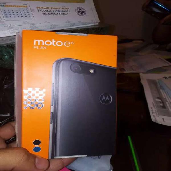 Vendo celular MotoE6Play 4 meses de uso