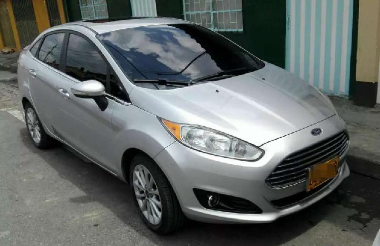 Vendo ford fiesta titanium 2018