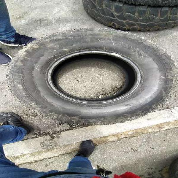 Vendo llantas Michelin 31*10.50 r15