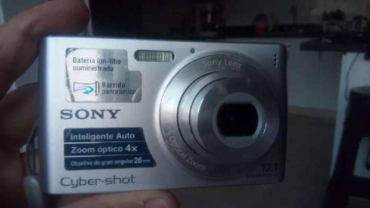 Camara digital Sony 12 megapíxeles