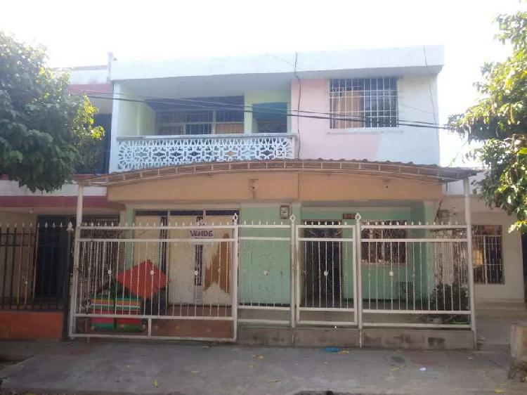 Casa dos plantas barrio 5 de Noviemb OPre