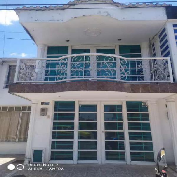 Se vende hermosa casa en la ruta principal de viscalla tipo