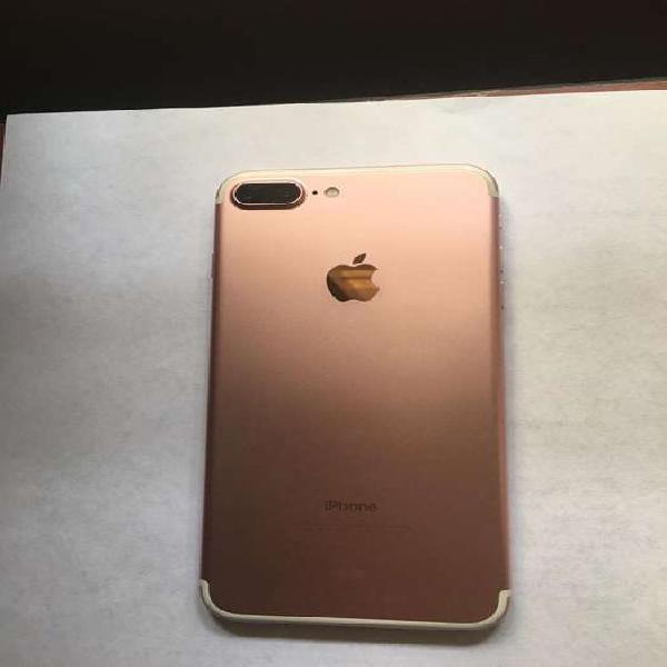 Vendo exelente iphone 7 plus color oro rosa.