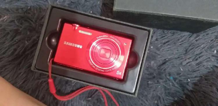 Cámara digital Samsung mv800
