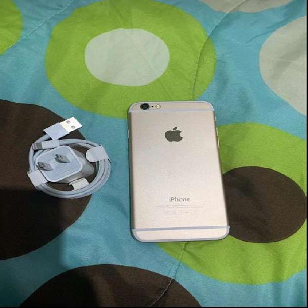 Se vende iphone 6 Dorado de 32 GB