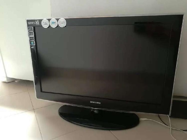 Tv Samsung 32" LCD