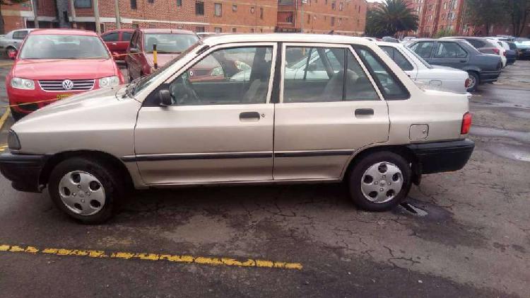 Vendo Carro cedan Ford Festiva modelo 1996