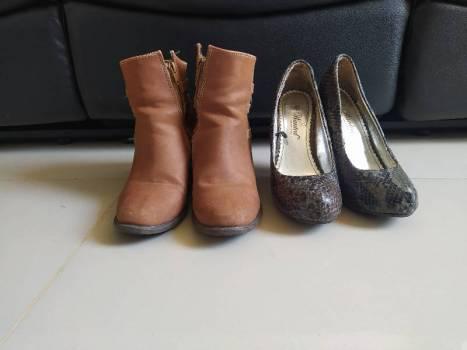 Dos pares de zapatos