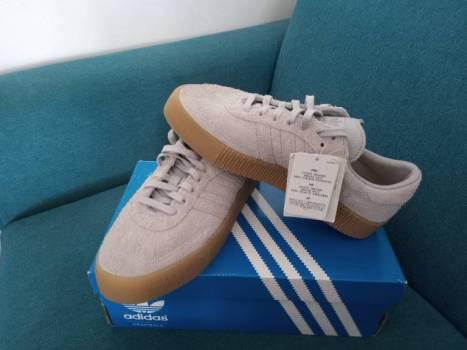TENIS ADIDAS