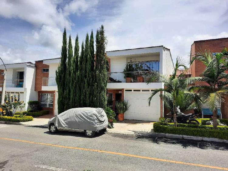 CASA EN VENTA PIETRASANTA SAN ANTONIO DE PEREIRA