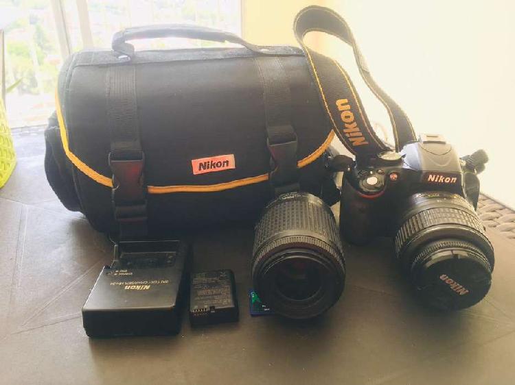 Camara Nikon D5100 DSLR 18-55 y 55-200