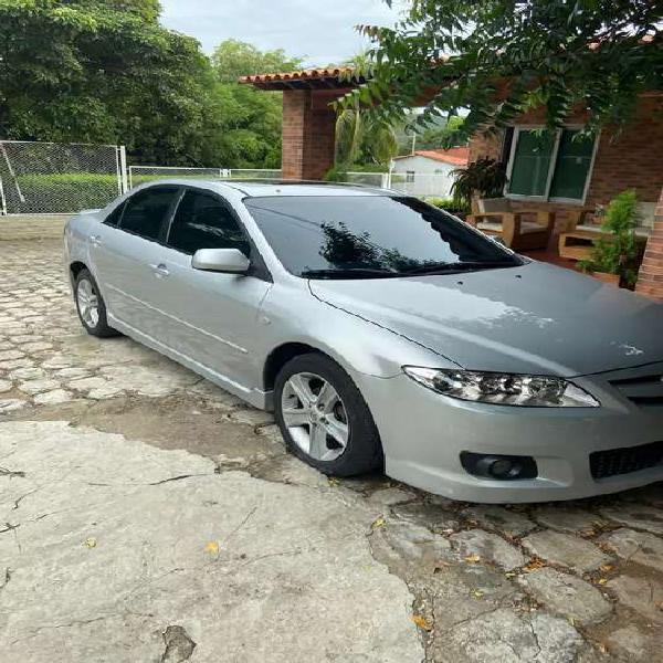 Hermoso mazda 6