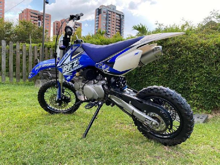 Moto Apolo 110cc - Negociable