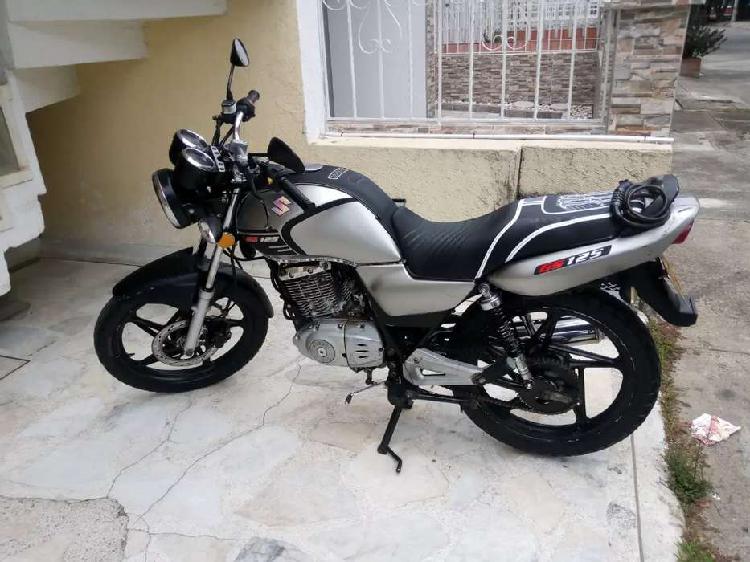 Moto Suzuki Gs125