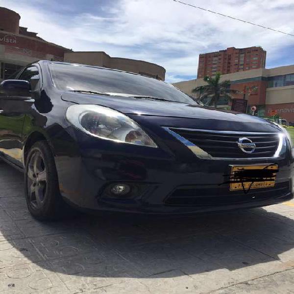 Nissan versa automatico 2012