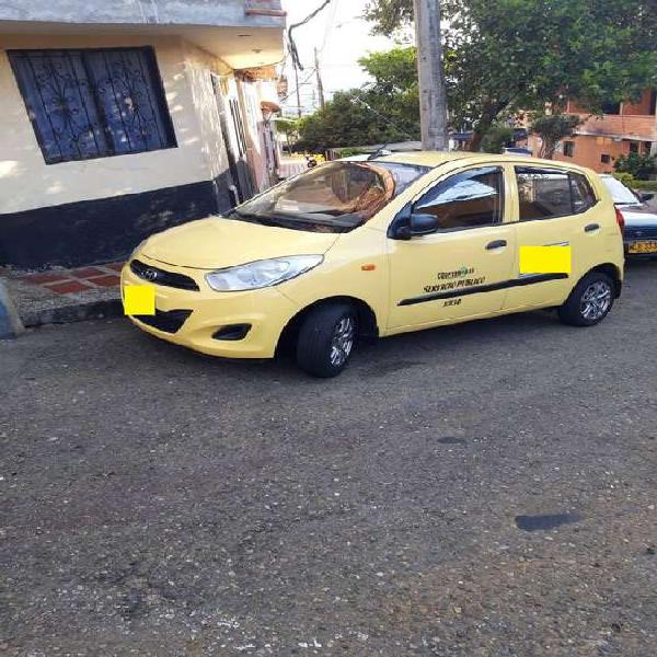 SE VENDE TAXI HYUNDAI i10 EXCELENTE ESTADO!