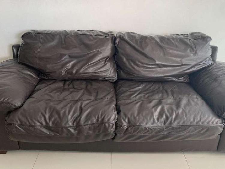 Sofa en cuero