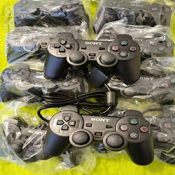 VENDO CONTROLES SEMIORIGINALES DE PLAY 2 , PLAY 4 . PLAY 3 Y