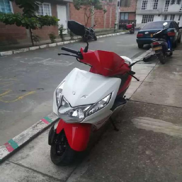 Vendo honda scooter 2017