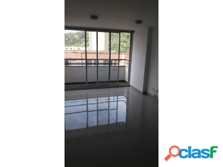 APARTAMENTO EN ARRIENDO LOS COLORES MEDELLIN