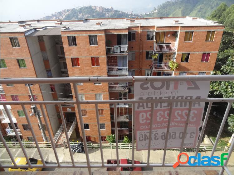 Apartamento arriendo Aurora, Medellín