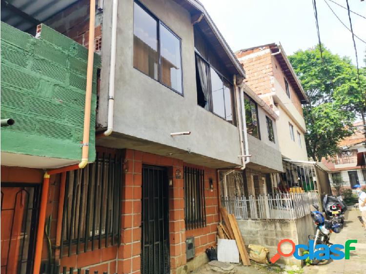 Casa en Venta en Itagüí sector la Finquita