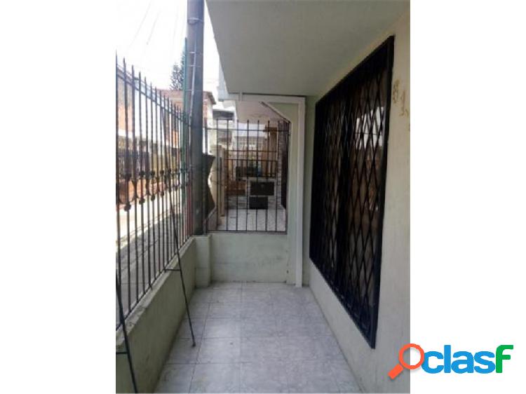 SE VENDE CASA 2 PISOS CALI NORTE, VILLAS DE VERACRUZ