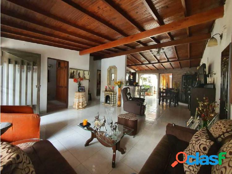 VENDO CASA EN ITAGÜÍ SECTOR ESMERALDA