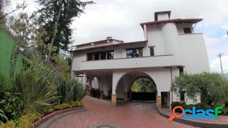 venta Casa en Club Los Lagartos(Bogota) SG CO: 20-901