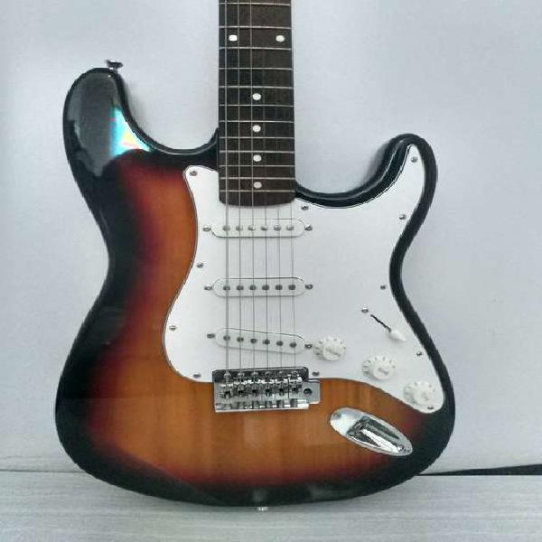 Guitarra electrica tipo Fender nueva