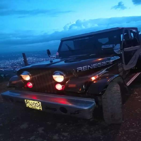 Hermoso jeep deportivo