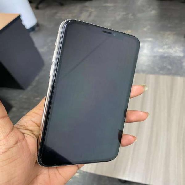 Iphone 11 pro nuevo 1 mes de uso