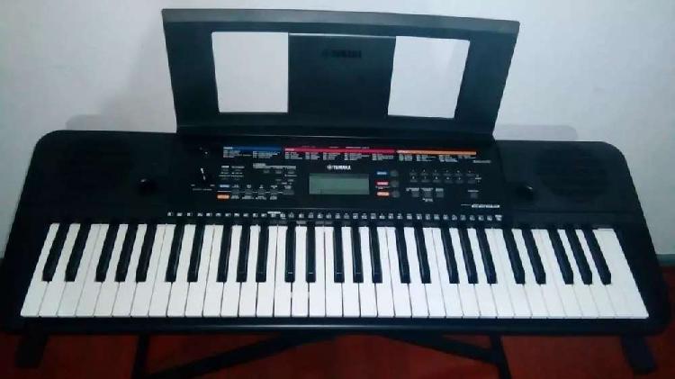 Se vende piano