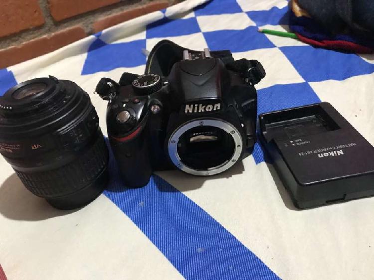Vendo Camara Nikon D3200