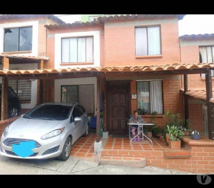 Venta casa Conjunto residencial Toluca