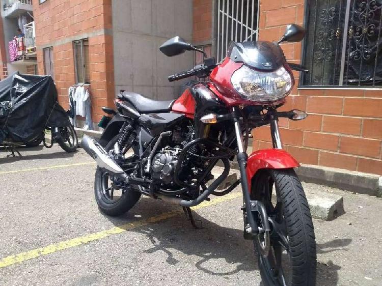 se vende hermosa discover 125 UG 2020