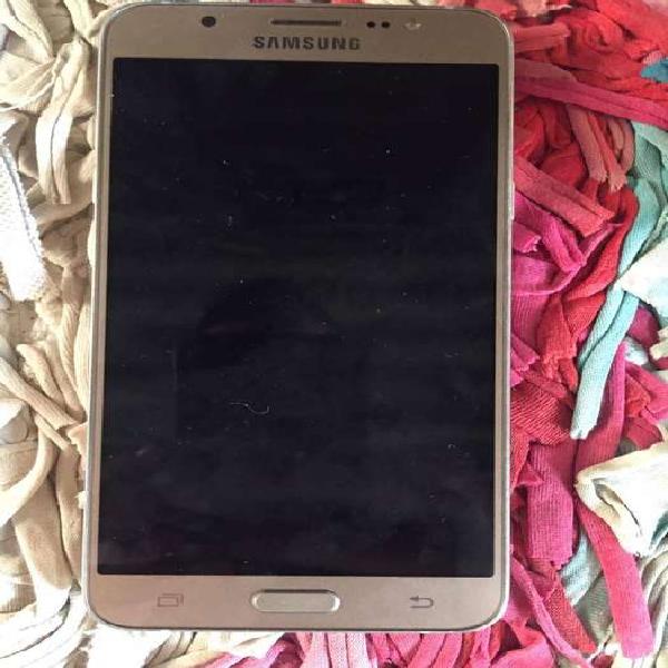 Samsung Galaxy J7 metal