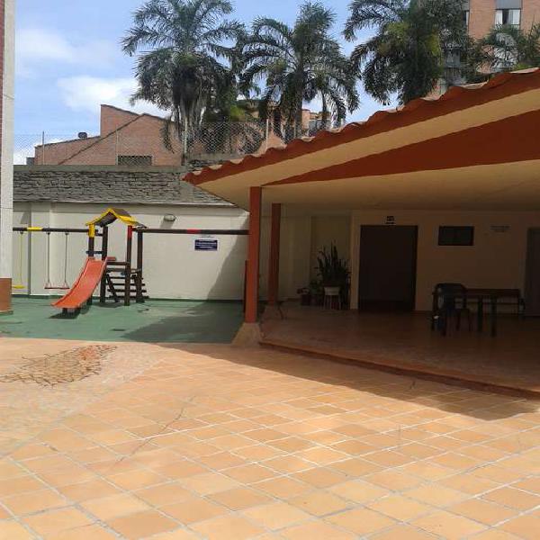Se vende apto 2 habitaciones en Pinares Pereira _