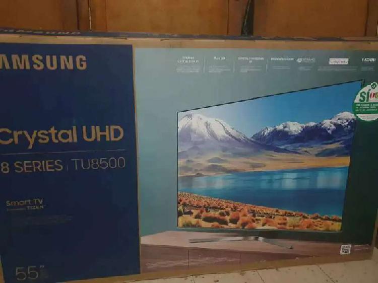 Tv samsung crystal tu8500