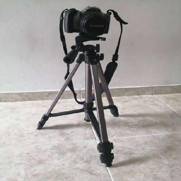 Vendo cámara análoga Canon Eos 3000